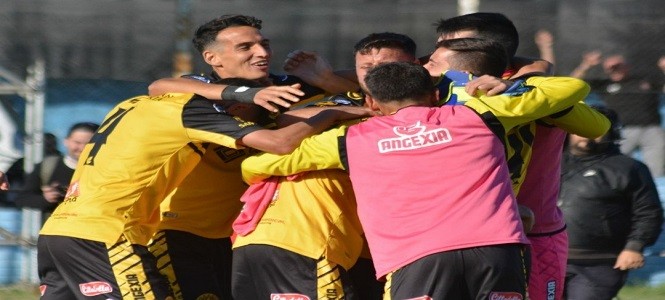 UAI Urquiza 1-0 Deportivo Armenio, Primera División B