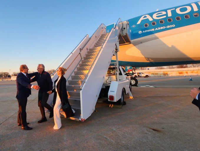 Alberto Fernandez aterrizando en New York