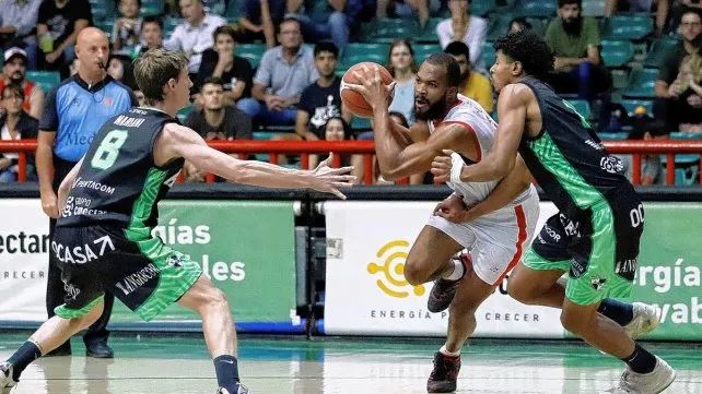 Unión afronta la recta final de la Liga Nacional de Básquet, en un mano a mano con San Lorenzo y Atenas.