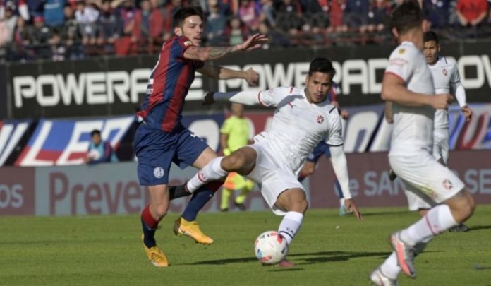 San Lorenzo e Independiente se enfrentan en el Bajo Flores