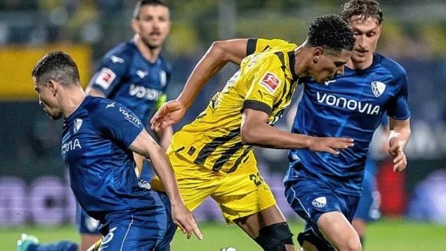 Borussia Dortmund no pudo con Bochum y si el domingo gana Bayern Munich, lo pasará en las posiciones de la Bundesliga.