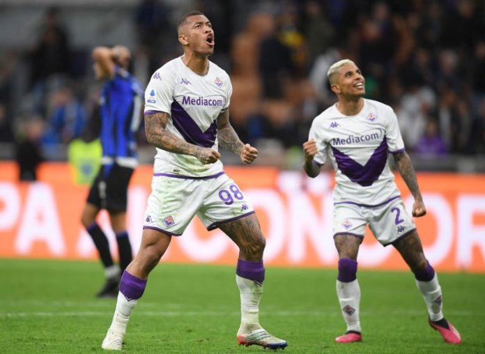 Igor y Dodo festejan el triunfo en el Giuseppe Meazza.