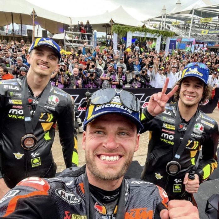 Brad Binder, Marco Bezzecchi y Luca Marini.