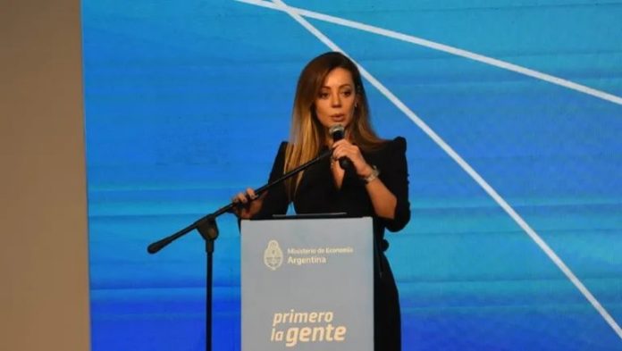 La secretaria de Energía destacó el nivel de actividad de la industria petrolera