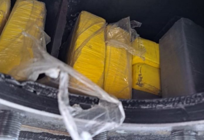 La cocaína camuflada en un cargamento de banana.