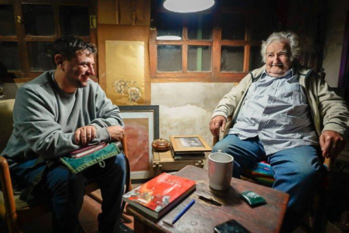 Pepe Mujica recibió a Juan Grabois en Montevideo.