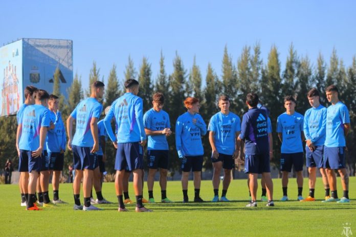 El plantel cerró la semana previa al Mundial Sub-20.