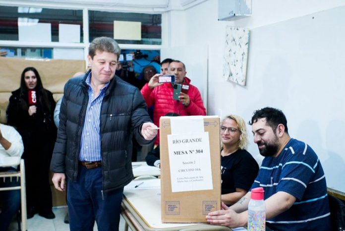 El gobernador de Tierra del Fuego, Gustavo Melella.