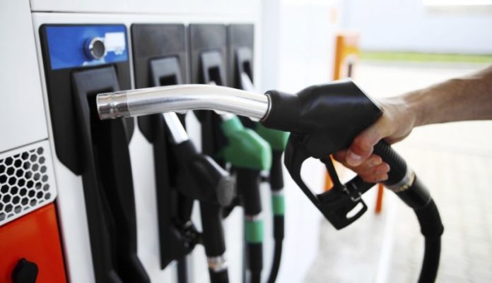 El incremento será de $ 13 en todas los tipos y categorías de combustible