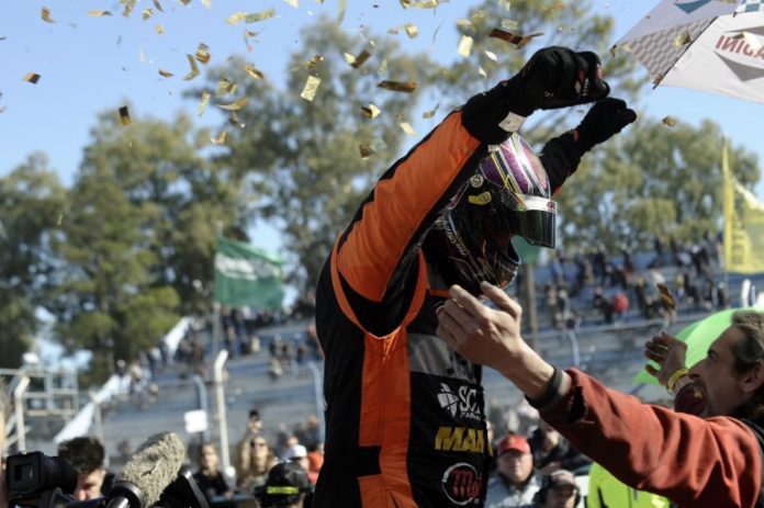 Santiago Mangoni se quedó con la final del TC en Rafaela.