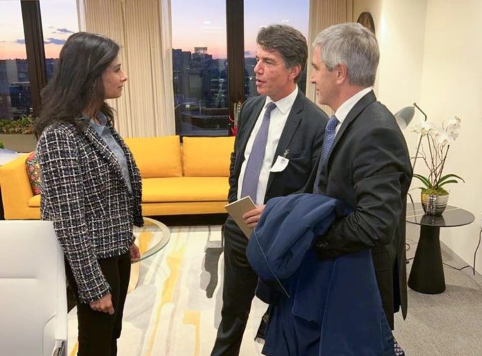 La Subdirectora Gerente del FMI, Gita Gopinath, junto a Nicolás Posse y Luis Caputo.