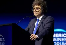 Milei disertó frente a 20 mil asistentes en el America Business Forum