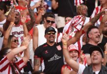 VIDEO | La «Brujita» Verón en la tribuna entre los hinchas de Estudiantes