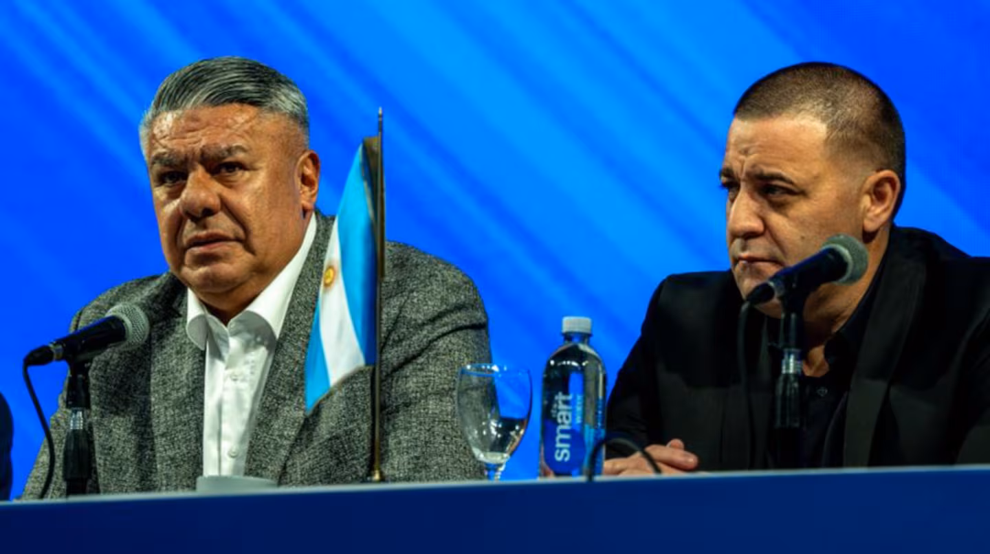 claudio-tapia-y-pablo-toviggino-foto-prensa-afa-NF2KXWU5TZGLLIMN4IWM6CG42M