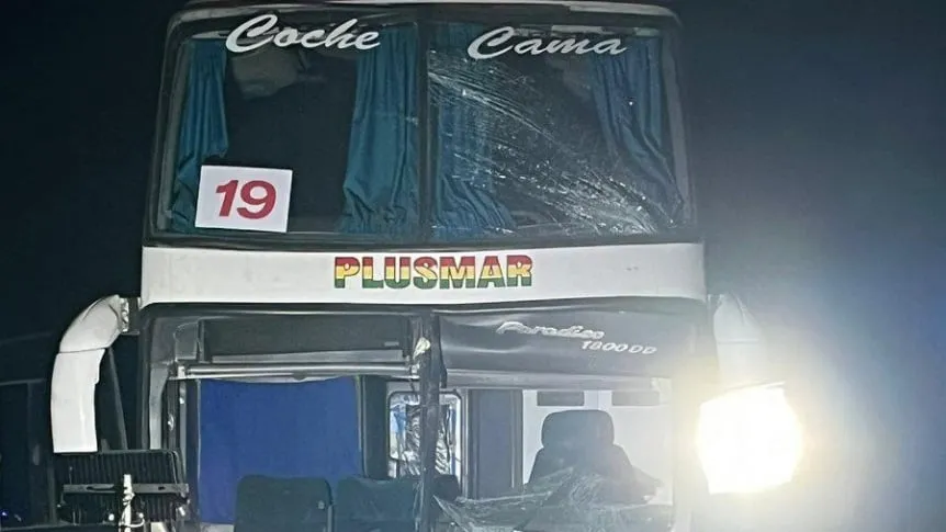 micro-de-hinchas-de-estudiantes_862x485