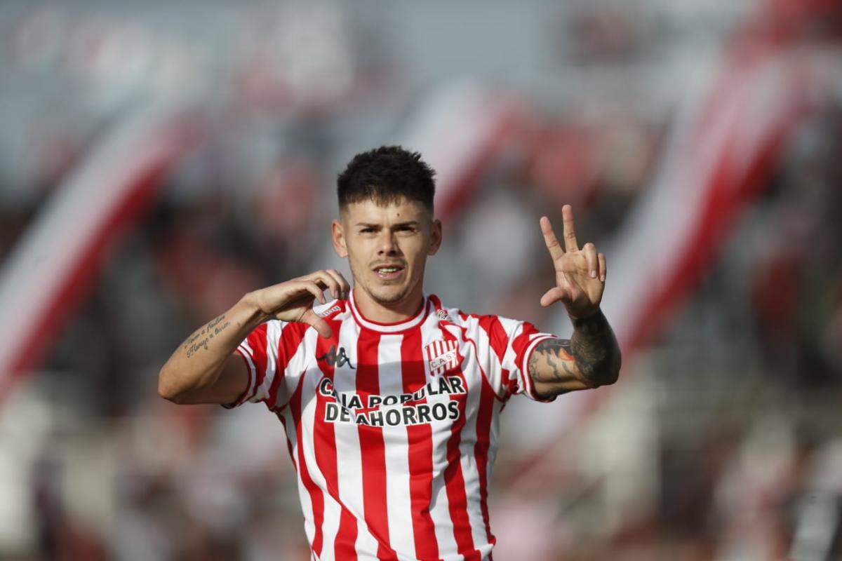 video-mira-gol-franco-garcia-para-10-san-martin-tucuman-frente-deportivo-maipu-1077056-180441