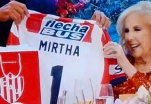 El inesperado regalo de Miguel del Sel a Mirtha Legrand en La noche de Mirtha: “Yo te traje un obsequio”