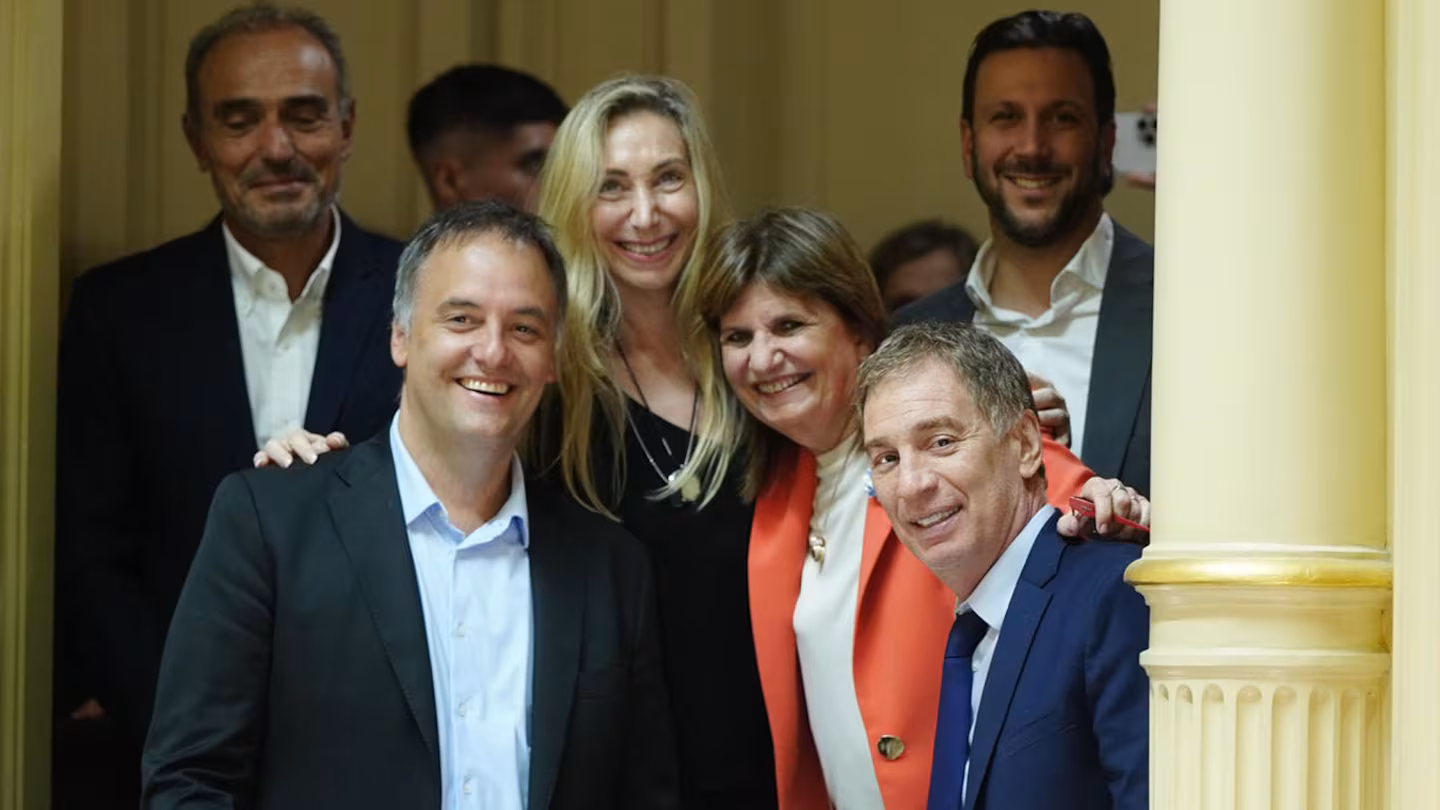 karina-milei-junto-a-adorni-santilli-y-patricia-bullrich-en-el-senado-fuente-madorni-GJZD4D4CY5AY7IURXG2YKCAKBY
