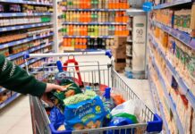 La economía santafesina acumula 13 meses de recesión: crece la industria, pero caen el consumo y los salarios