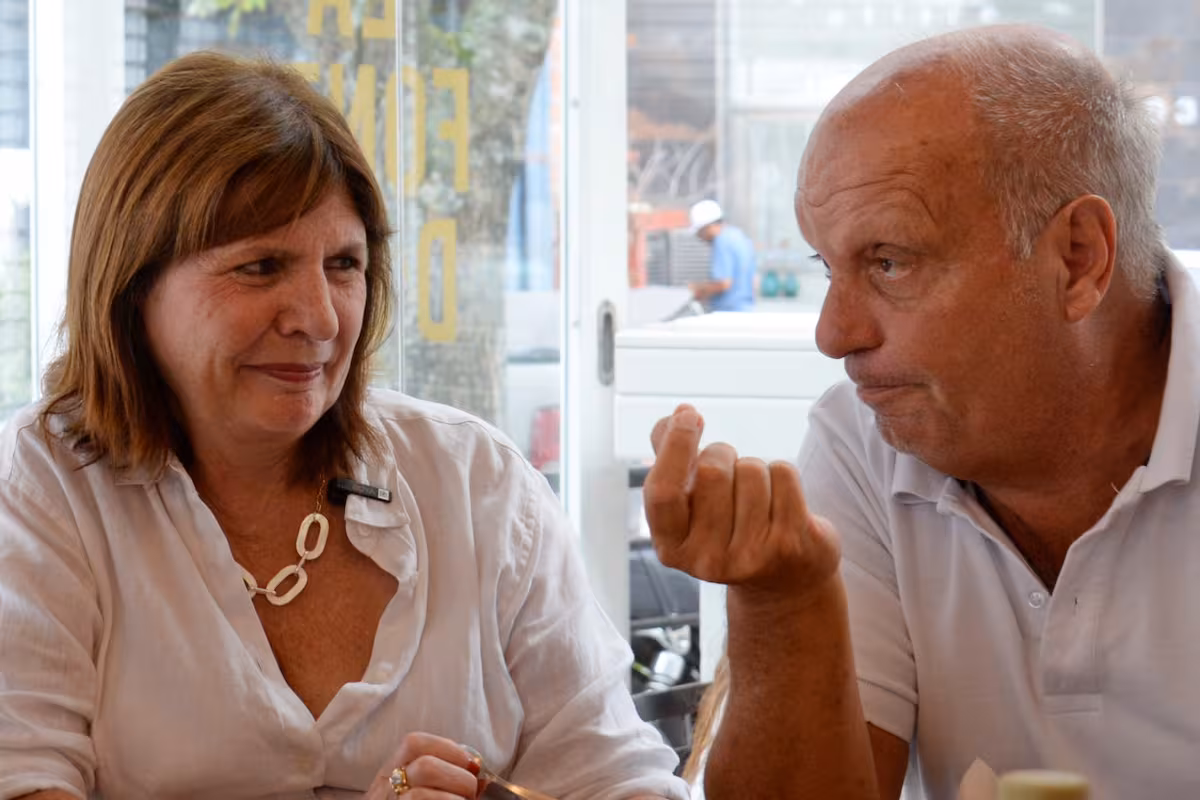patricia-bullrich-junto-a-hernan-GLXOEEY5UNBNPOZ7LKEFYRYS3Q