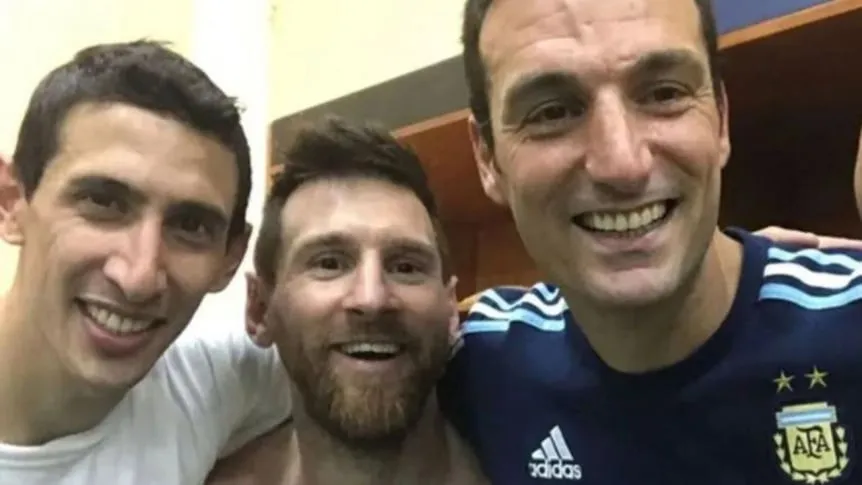 di-maria-messi-y-scaloni_w862