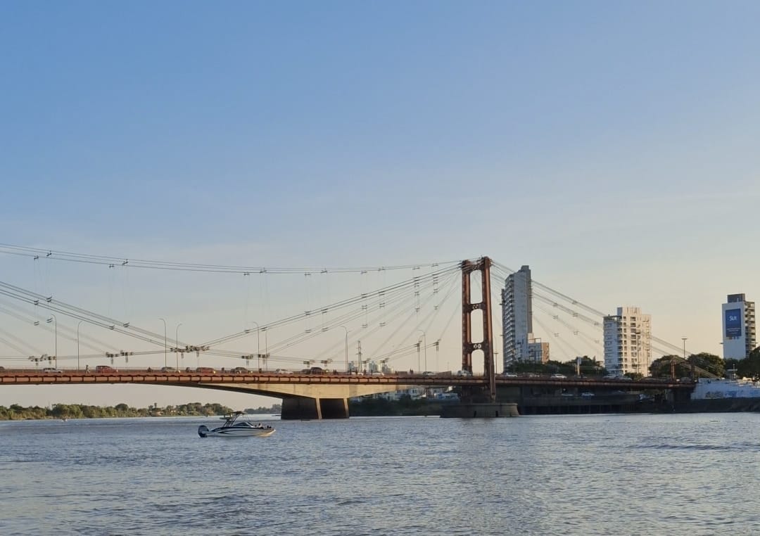 laguna setubal puente colgante rio