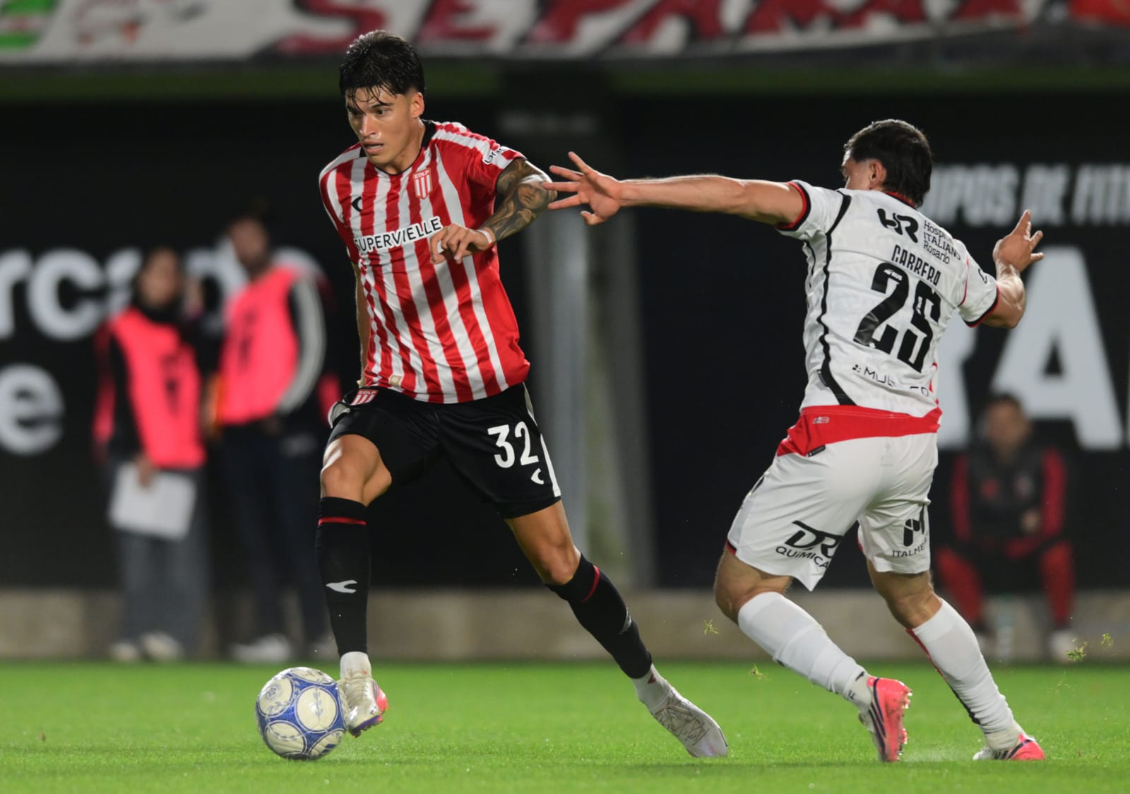HRFv61wW0AEYh8-