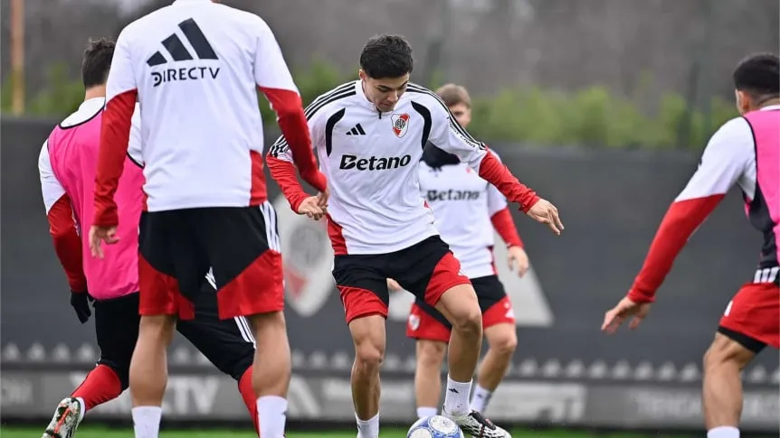 river-volvio-a-los-entrenamientos-tras-la-derrota-ante-tigre_862x485