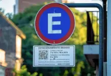 Vecinos de Candioti Sur se manifiestan contra el SEOM y reclaman la eximición del pago para frentistas