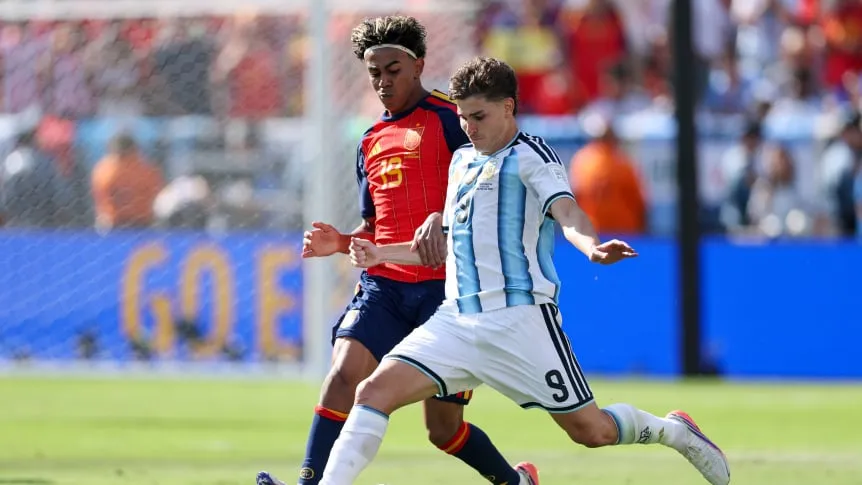 lamine-yamal-elogio-a-julian-alvarez_862x485